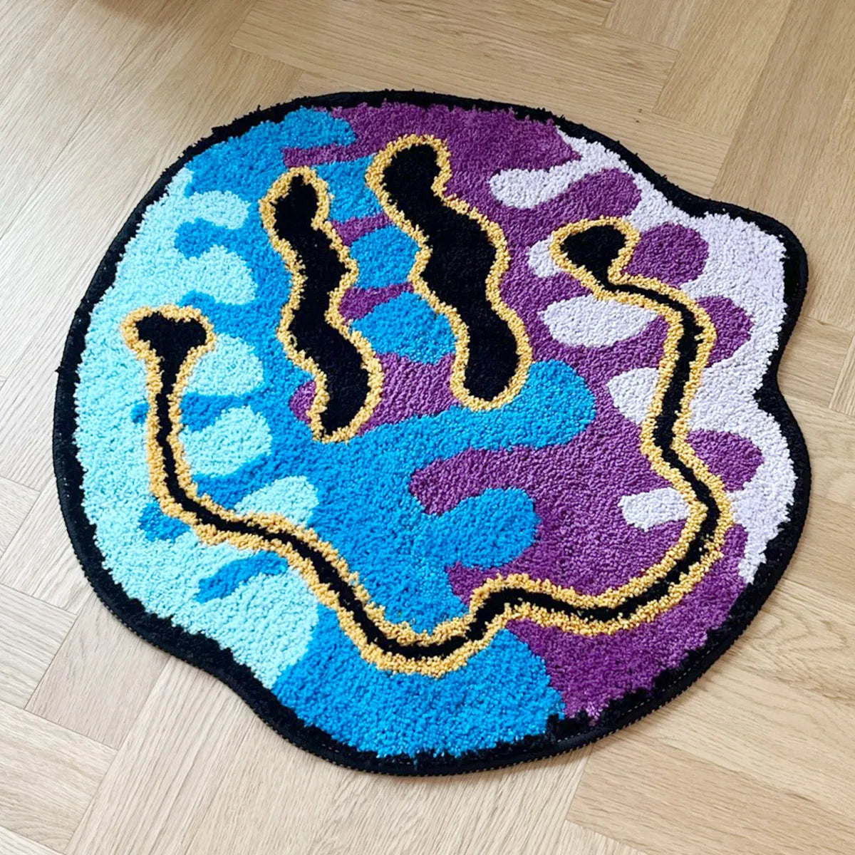 Trippy Smiling Face Rug - Velacci Store