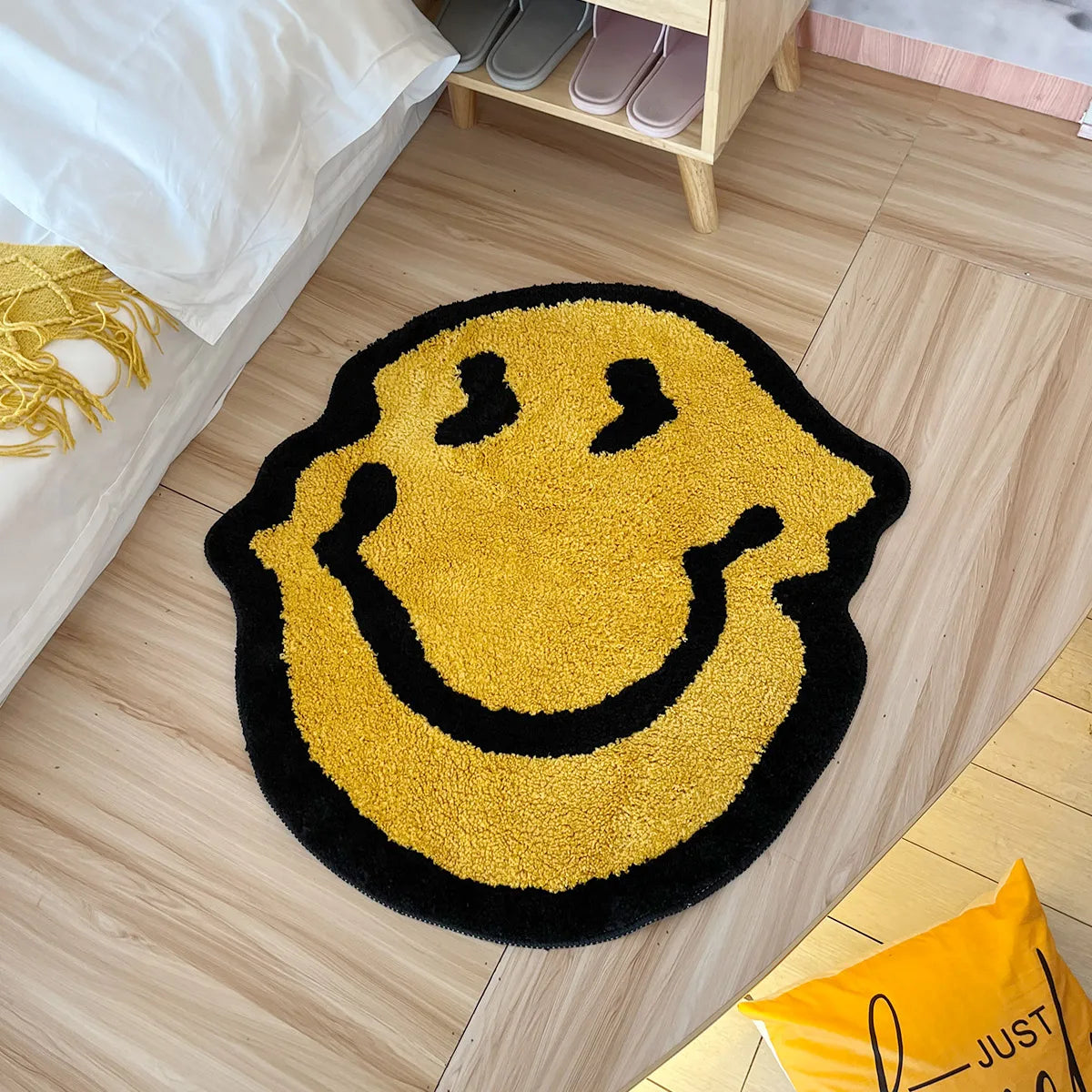 Twisted Smiling Rug - Velacci Store